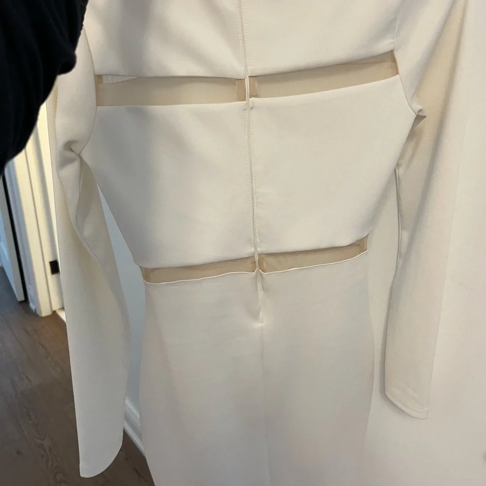 MISGUIDED DRESS - Picture 3 of 5
